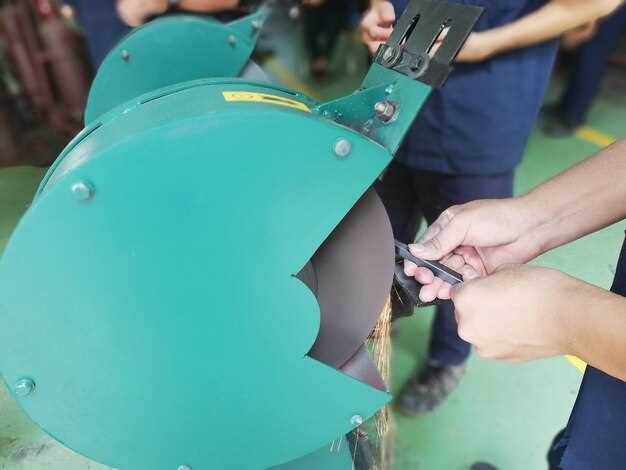 Использование ручных или электроприборов для разрушения клепки