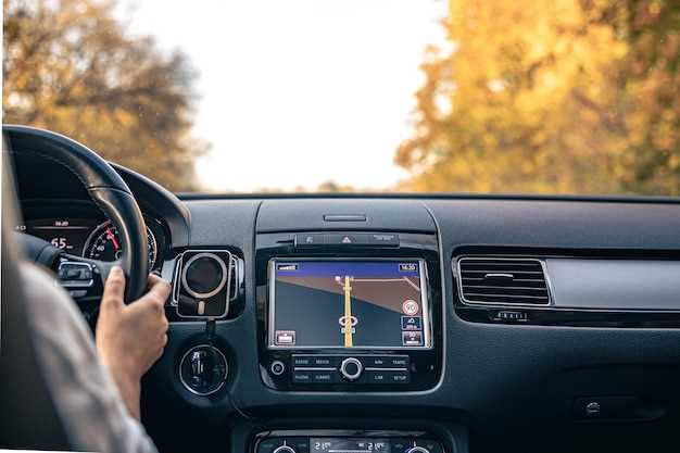 Процесс подключения камеры заднего вида к магнитоле 7010в