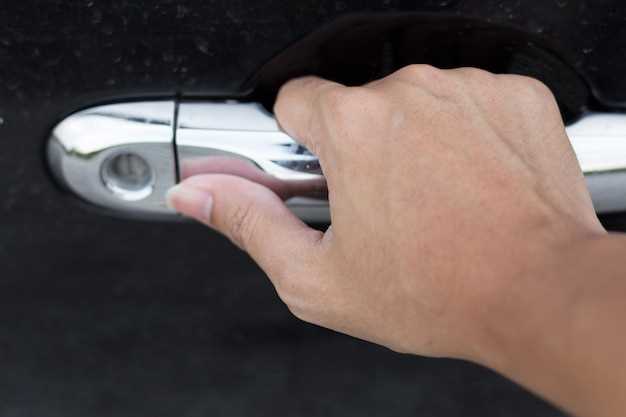 Учёт особенностей конструкции замка и двери