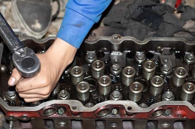 Аккуратное отделение коллектора от головки блока цилиндров