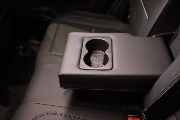 Как выбрать подлокотник с подходящим расположением USB-порта?