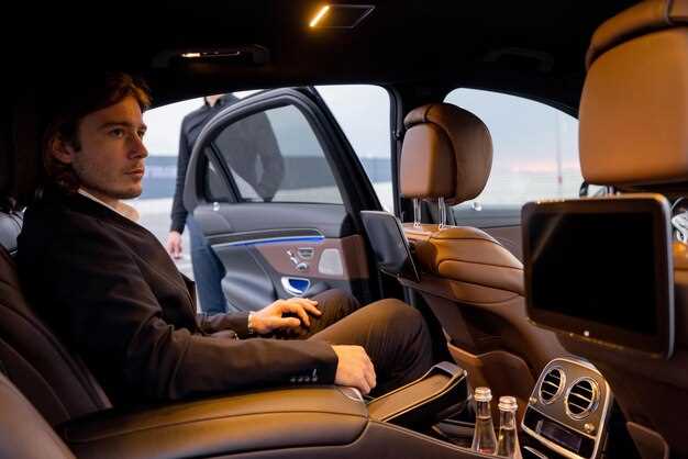 Особенности дизайна и интерьера Mercedes S-Class 220