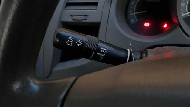 Почему стоит выбрать подогрев руля для Outlander 3